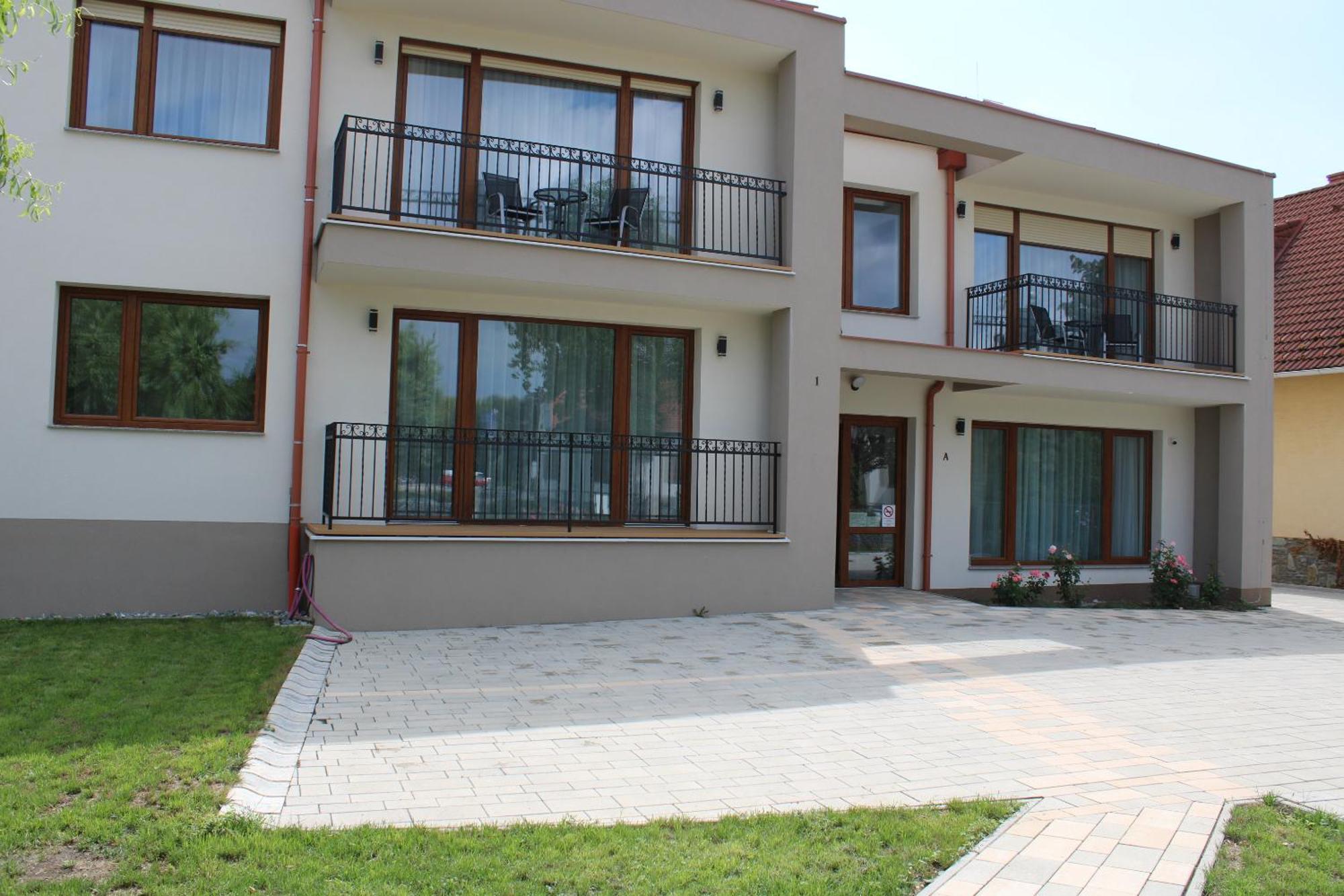 Mara Apartman Buek Exterior photo